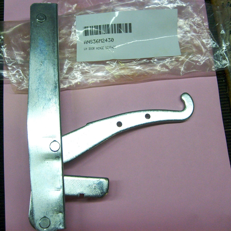 LH DOOR HINGE 1G1FAOG