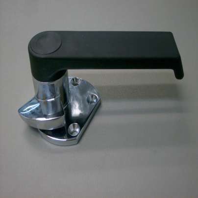 DOOR HANDLE (PLASTIC)