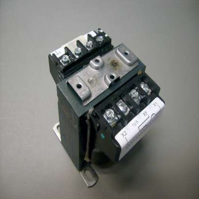 TRANSFORMER, 220-440/110