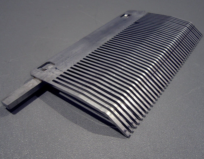 WIRE FRONT COMB FOR TENDERISER CRADLE